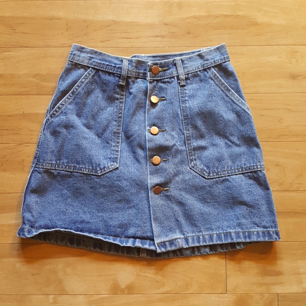 Like New Denim Button Mini Skirt with Pockets